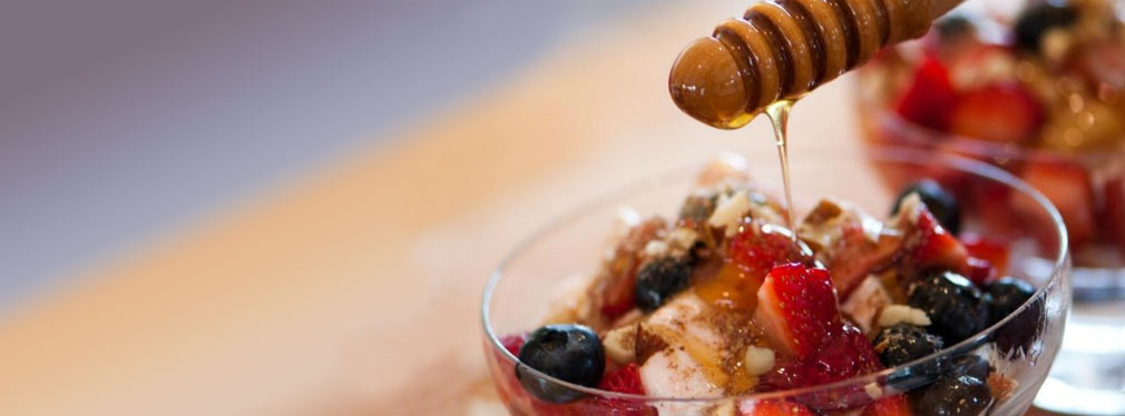 Colazione sana Estiva: 12 idee per una colazione equilibrata ed energetica Colazione sana Estiva: 12 idee per una colazione equilibrata ed energetica